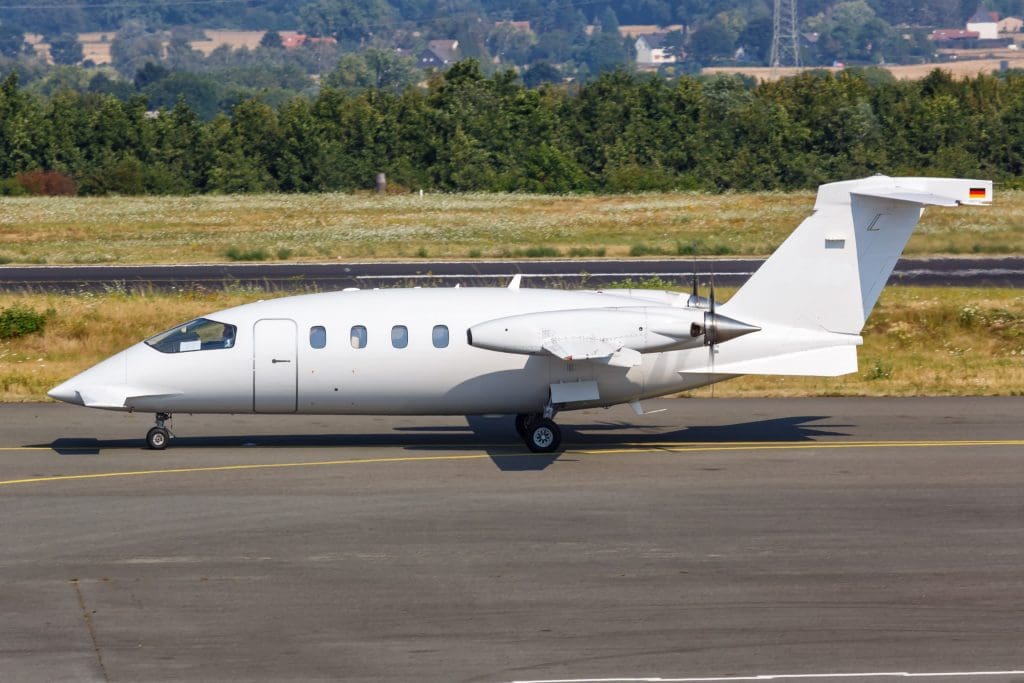 Avanti II - Jet Advisors